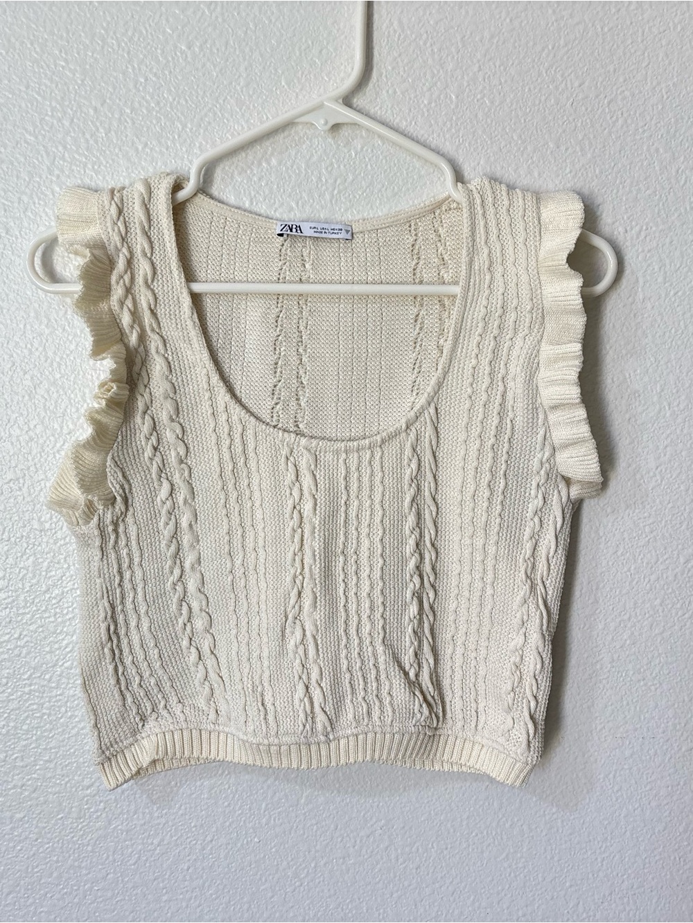Zara Cream Cable-Knit Ruffle Sleeve V-Neck Tank